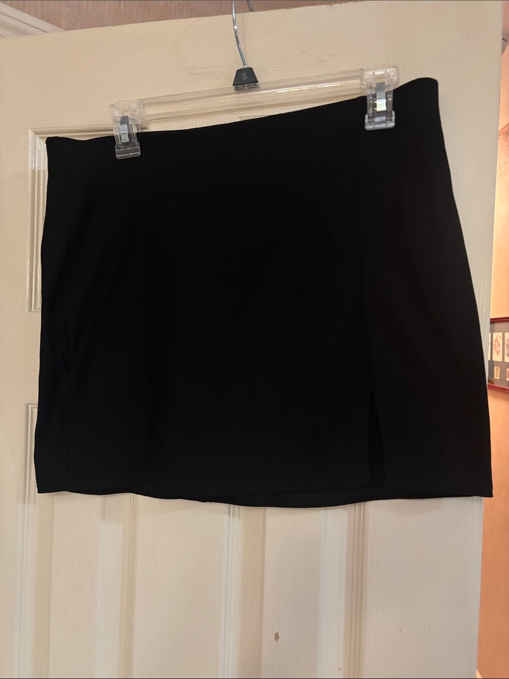 Classic Black Mini Skirt - Sleek Everyday Style